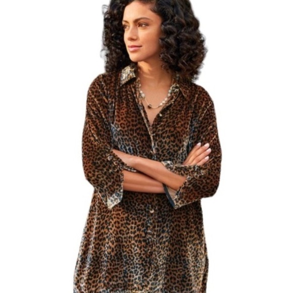 Soft Surroundings Icon Silk Velvet Poets Shirt in Animal Print Tunic Top - Picture 1 of 7